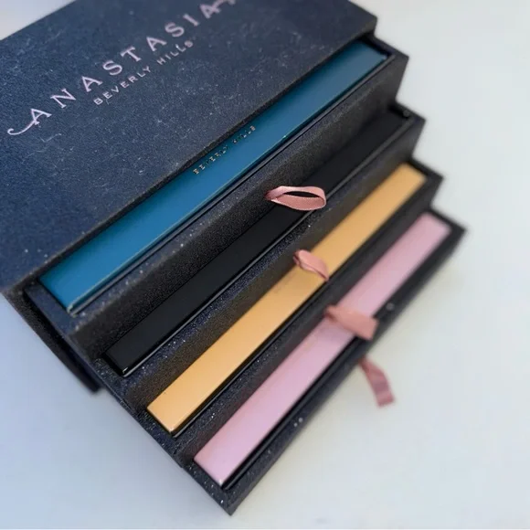 NEW Anastasia Hall of Fame Eyeshadow Vault Set - Picture 5 of 5